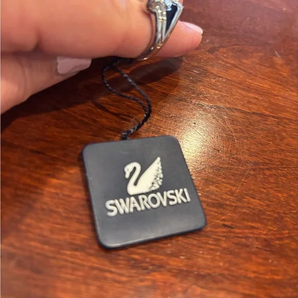 Swarovski Silver Starfish Ring - Picture 5 of 8